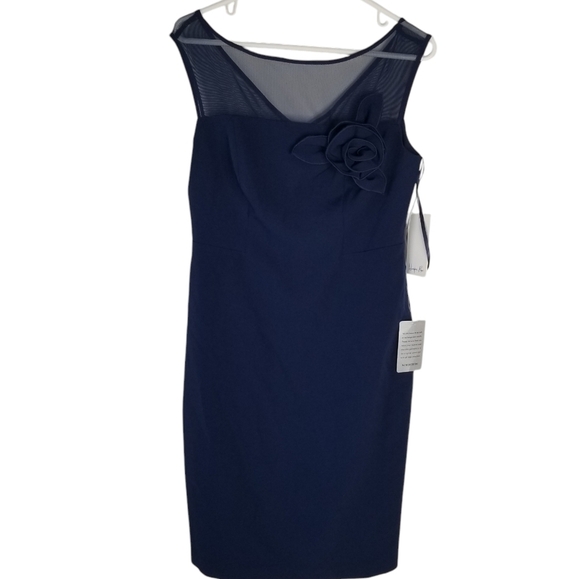 NWT Harper Rose Illusion Bateau Neck Laguna Crepe Dress Flower Detail Size 8P - Picture 3 of 16